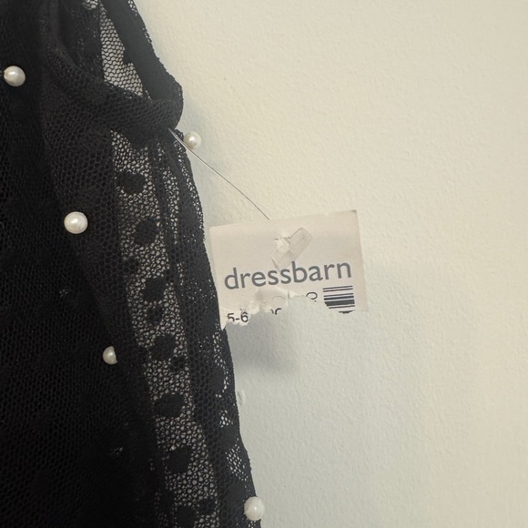 Elegant Black and Silver Women's Dress - Picture 4 of 7